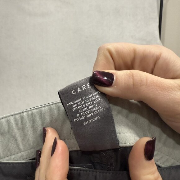 REI Pants Womens 16 Petite Gray Convertible Zip Off Cargo Hiking Nylon Quick Dry - Picture 3 of 15